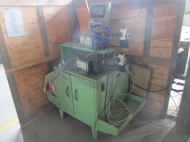 Machine de soudage à l'arc sous argon