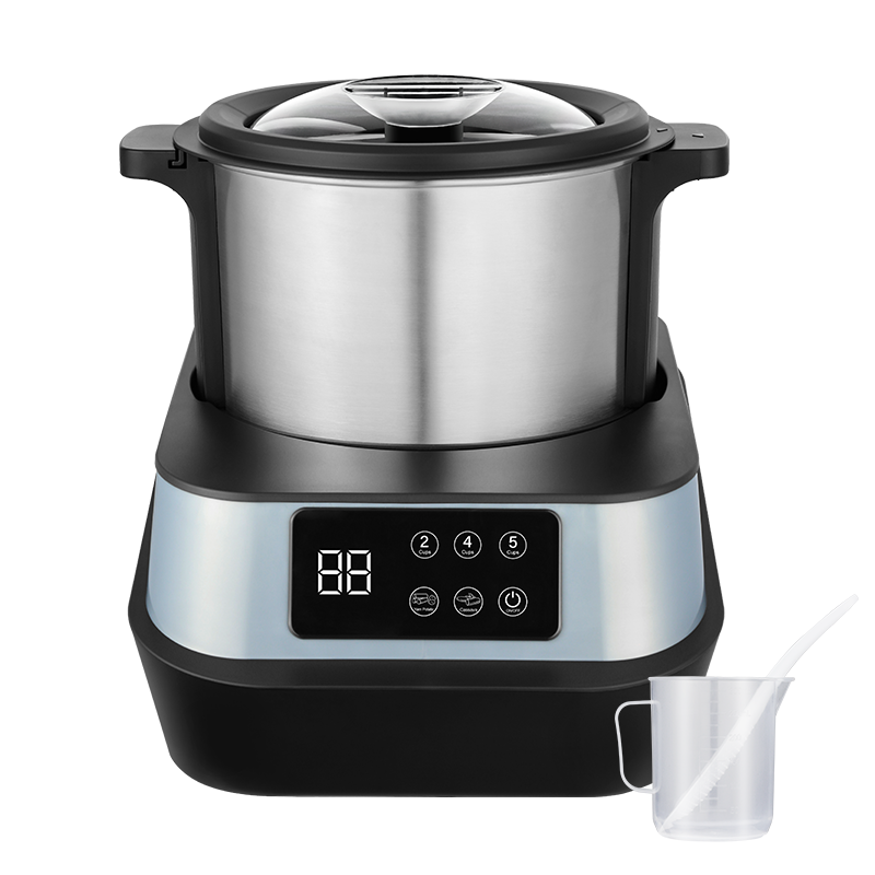 Fufu et robot culinaire de base africain